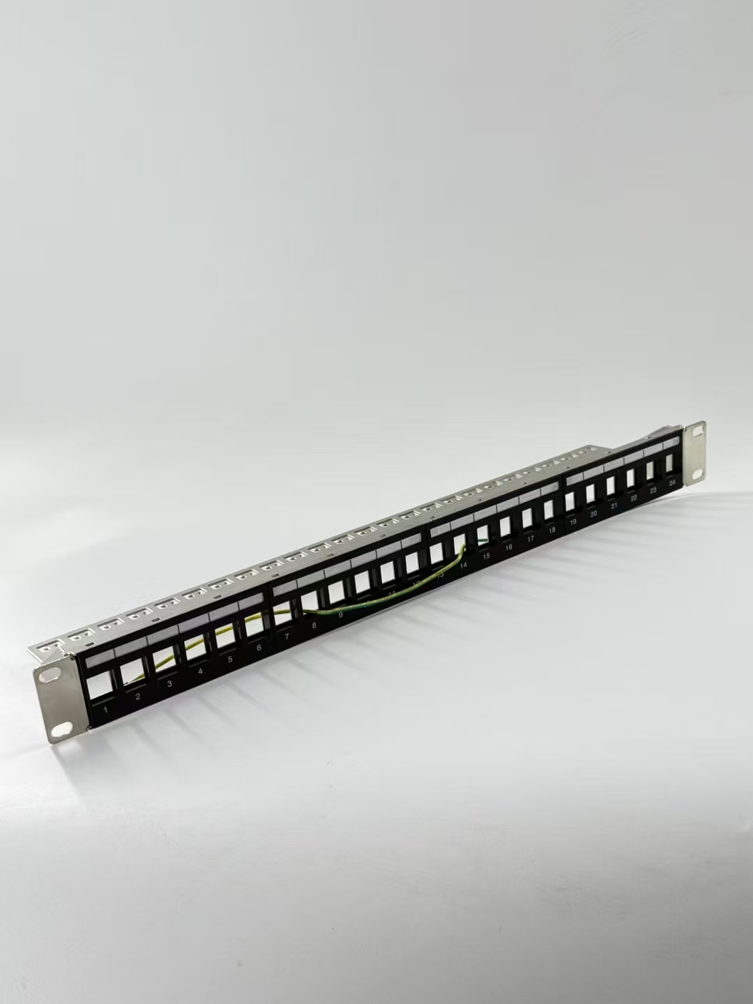 1U 19inch 24 Ports FTP/STP Patch Panel Empty
